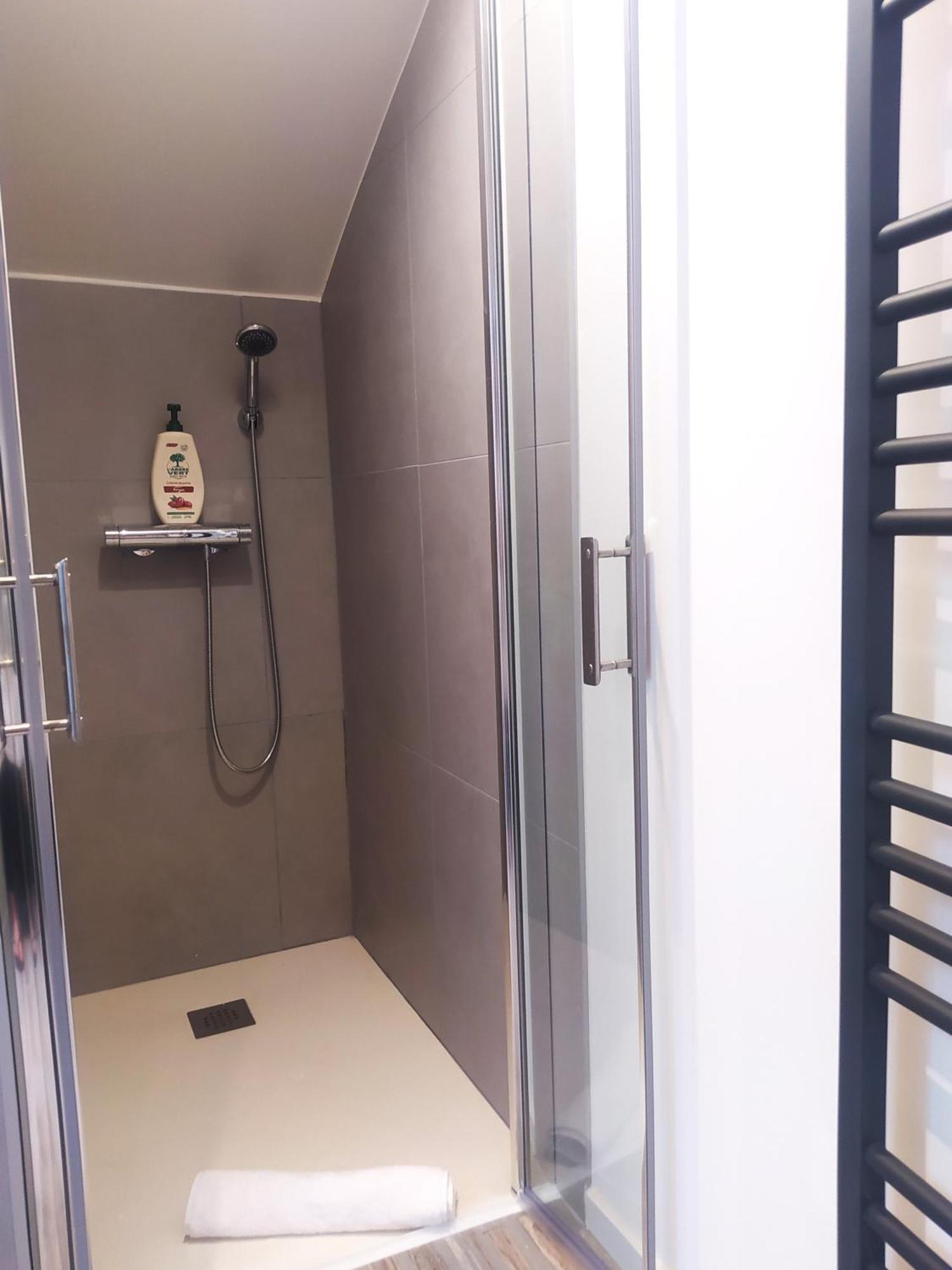 Suite Mansardee Independante, 25Min Lyon-Villefranche Chazay-d'Azergues Bagian luar foto